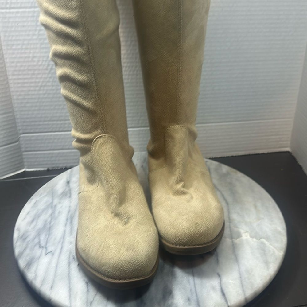 Flat Over knee boot
